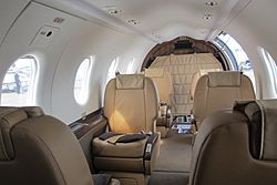 Archivo:Pilatus PC-12 cabin interior