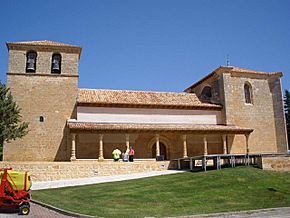 Sinovas (Aranda de Duero) - Iglesia de San Nicolas de Bari 10.jpg
