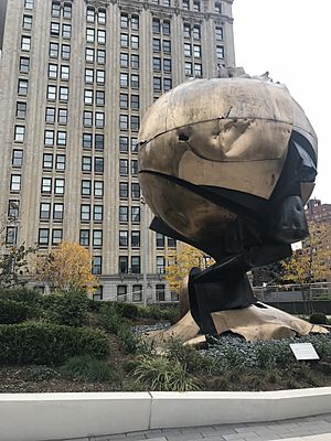 Archivo:The Sphere in Liberty Park 2 vc