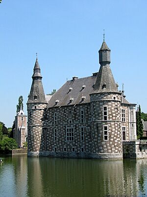 Archivo:0 Jehay - Château (2)