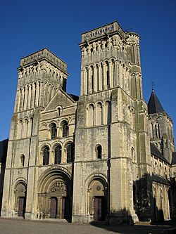 Archivo:Abbaye aux-dames caen