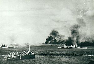 Archivo:Bombardment of Anguar