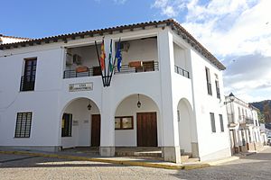 Archivo:Casa consistorial de La Nava