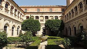 Claustro de San Antonio el Real.jpg