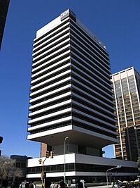 Archivo:IBM Tower in Buenos Aires