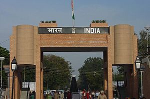 Archivo:India gate1