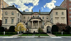 Archivo:Larz Anderson House - Society of the Cincinatti