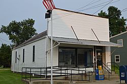 Lore City post office 43755.jpg