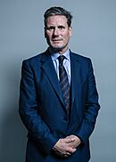 Archivo:Official portrait of Keir Starmer (cropped)