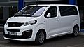Peugeot Traveller L2 BlueHDi 95 Active – Frontansicht, 3. Juni 2017, Düsseldorf