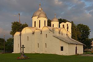 Archivo:Pskov asv07-2018 various76 John the Baptist Cathedral