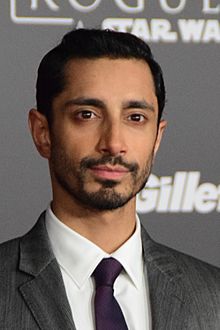 Riz Ahmed at the Rogue One - A Star Wars Story - World Premeire Red Carpet - DSC 0437 (31547570706) (cropped).jpg
