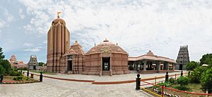 Archivo:Thennangur Panduranga temple panorama