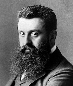 Archivo:Theodor Herzl retouched