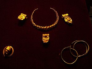 Archivo:Tresor ibèric de Xest, s. II aC, Museu d'Història de València