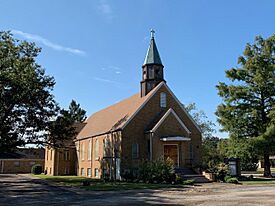 Zion Lutheran Church (Waldenburg, AR).jpg