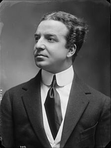 Aldo Palazzeschi Vais.jpg