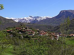 Bueres, Caso, Asturias.jpg