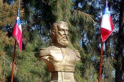 Busto del Coronel Santiago Bueras.jpg