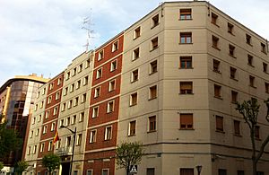 Archivo:Comandancia de la Guardia Civil. Albacete 2