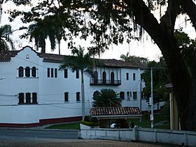 Archivo:Corporación de Estudios Tecnológicos del Norte del Valle (COTECNOVA). Cartago, Valle, Colombia