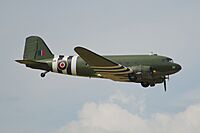 Archivo:Douglas DC-3 (14665759003)