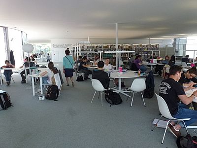EPFL Rolex Learning Center-004