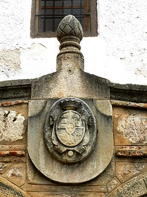 Archivo:Escudo de Orcera en piedra