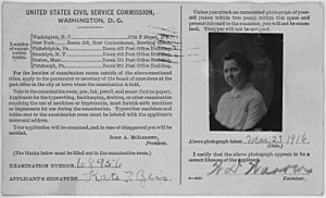 Archivo:Kate T. Zeis, photo for US Civil Service Commission card - NARA - 285491