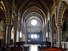 Milano Basilica di Santa Maria delle Grazie Innen Langhaus West 4