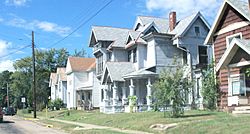 Mineral city OH victorian homes.JPG