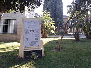 Archivo:Monumento mártires Marianistas