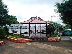 Archivo:Parque de Perquín