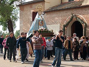 Archivo:Procesión Virgen de SieteIglesias
