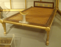 Archivo:QueenHetepheres Bed-FuneraryFurniture MuseumOfFineArtsBoston