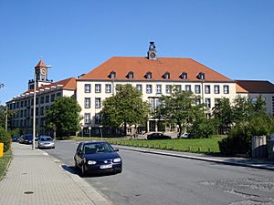 Archivo:TU Dresden 18