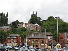 Archivo:View of Macclesfield from Macclesfield train station