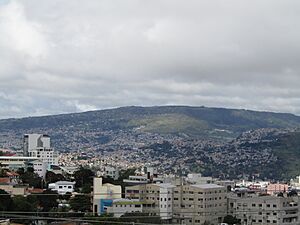 Archivo:Volcán Pedregal Tegucigalpa
