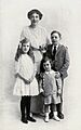 1914 - Emily Shackleton und ihre drei Kinder neu