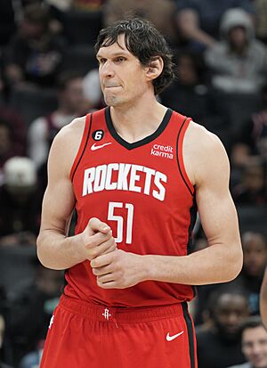 Archivo:1 boban marjanovic