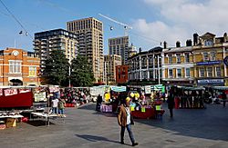 2016 Woolwich, Beresford Square market.jpg