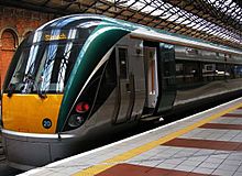 Archivo:22000 Class InterCity Train Ireland