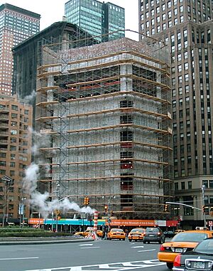 Archivo:2ColumbusConstruction