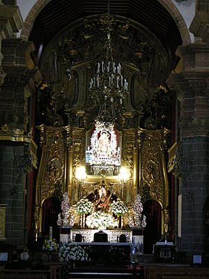 Archivo:Basílica de Nuestra Señora del Pino 17
