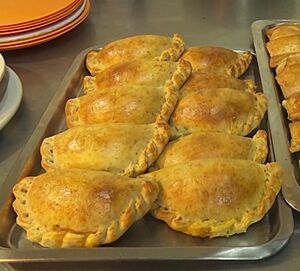 Archivo:Empanada paraguaya