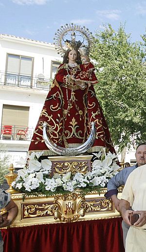 Archivo:Imagen de la Virgen de Gracia, en Mahora