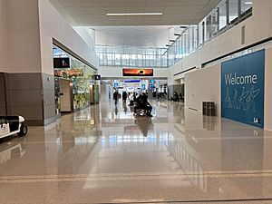 Archivo:KLAX6