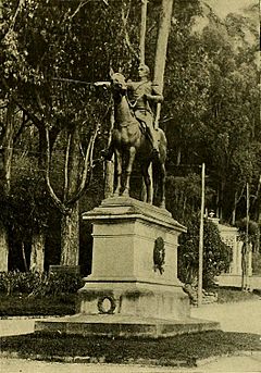 Archivo:Libro Azul de Colombia - Estatua Ecuestre de Bolívar