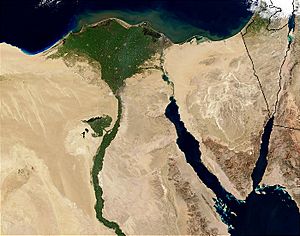 Archivo:Nile River and delta from orbit