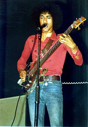 Archivo:Phil Lynott in 1972